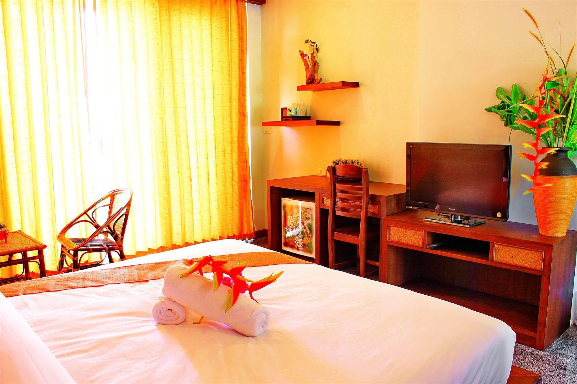 Peace Paradise Beach Koh Lanta Exterior foto