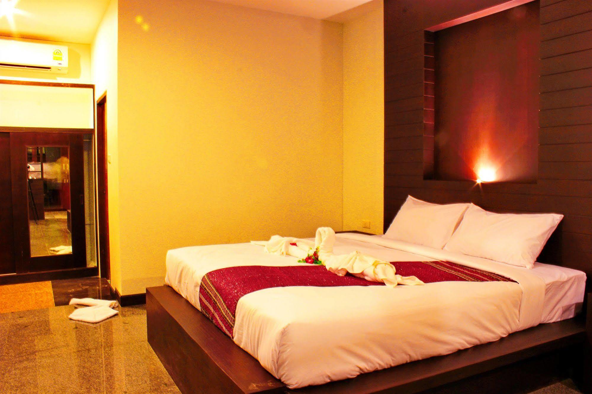 Peace Paradise Beach Koh Lanta Exterior foto